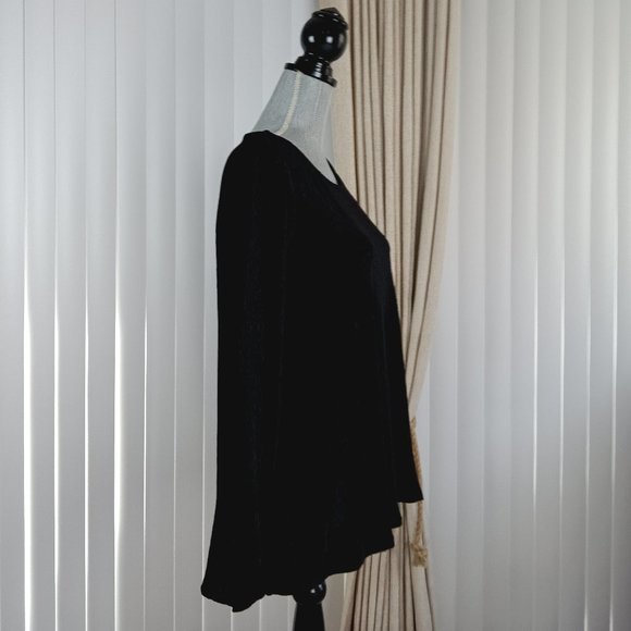 Cable & Gauge Womens Tunic. - Picture 2 of 8